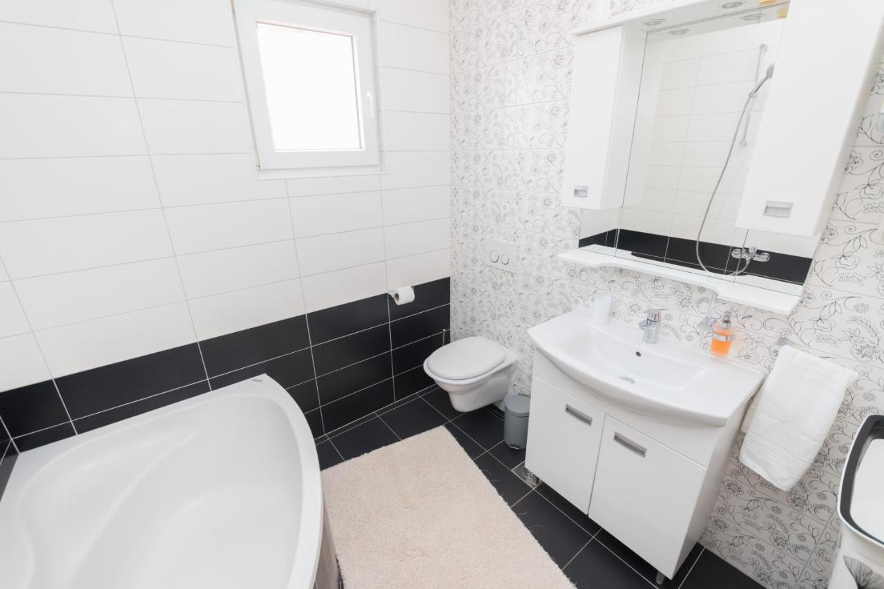 Turta Apartment زادار المظهر الخارجي الصورة