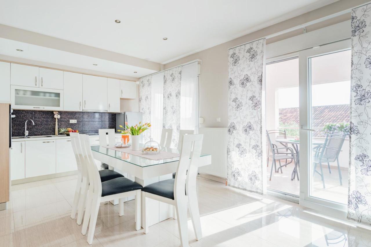 Turta Apartment زادار المظهر الخارجي الصورة